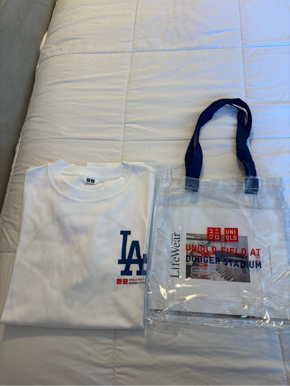 UNIQLO x Dodgers Clear Tote Bag with T-shirt bundle . Unisex size Medium